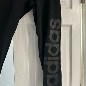 🖤Adidas Black Leggings🖤